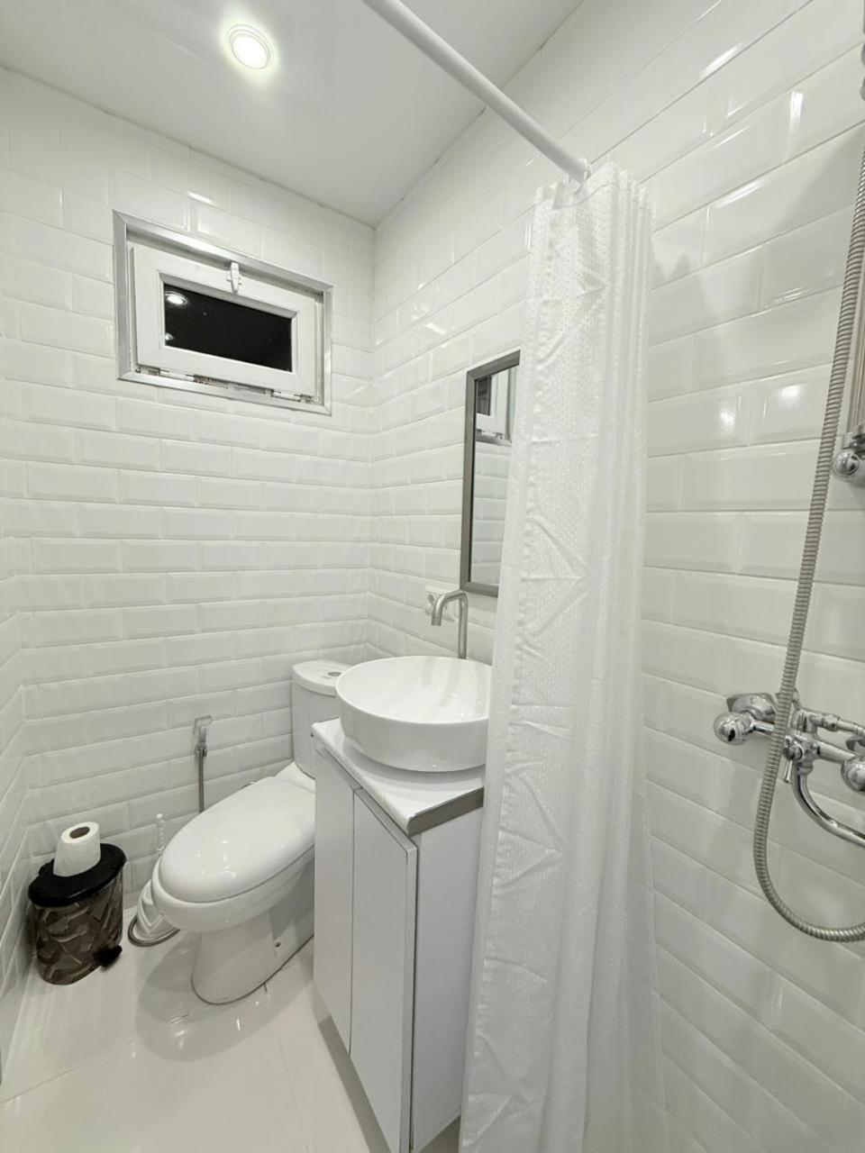 Apartments Орешек 1 ティビリシ エクステリア 写真