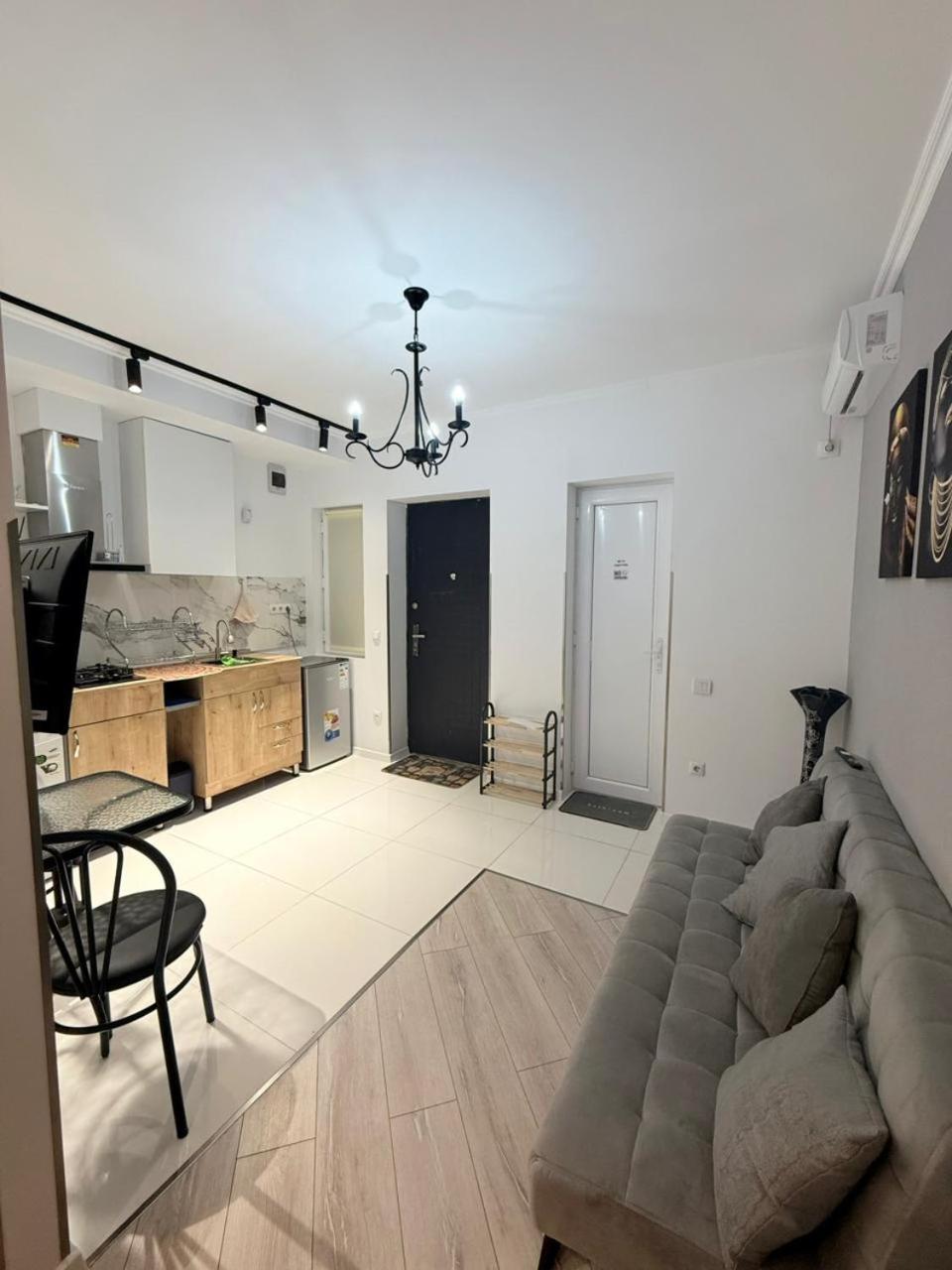 Apartments Орешек 1 ティビリシ エクステリア 写真